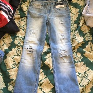 Hollister Low rise super skinny jeans